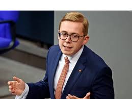 A page for describing memes: Amthor Video Antwort Auf Rezos Cdu Kritik Bleibt Aus