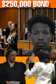 texas #BreakingNews : Collin County judge has agreed to lower the $1  million bond of Karmelo Anthony to $250,000. The 17yo is accused of fatally  stabbing fellow Frisco ISD student Austin Metcalf