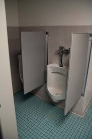 Some students live in suites or apartments during college, in which they share a bathroom and common living space with a few roommates. Bathroom Reviews Student Life