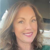 Sandra Guthrie's Instagram, Twitter & Facebook