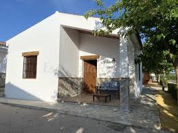 Setenil de las bodegas, andalucía, españa. Camping El Nogalejo Casa Rural En Setenil De Las Bodegas Cadiz