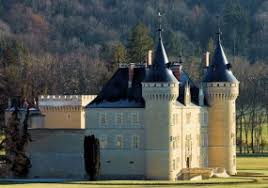 Hun grootste wens is nu om hun gasten een fantastische mooie tijd op petit chateau te mogen geven. Chateaux Chateaux Proprietes Historiques Immobilier De Prestige