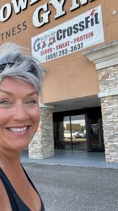 Two things I really like: 1) weightlifting, and 2) not running. 😆 So a WOD  that clears out ALL the bars and most of the weights is my kind of  workout!! Just what I needed after a day of only cardio. I ...