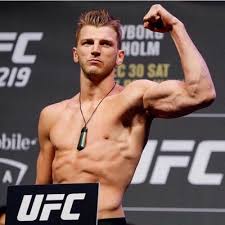 The group provides an resource for the community of entertainment professionals, educators and students, helping visual creators pursue career development. Dan Hooker These Guys Are Getting Hurt When They Face Me Mma India