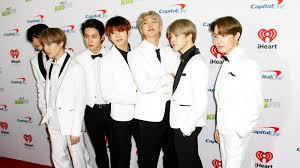 19.10.2021 · coldplay releases bts' suga's remix for their hit track 'my universe', watch lyric video bollywood news: Nach Schulter Op Bts Suga Gibt Gesundheits Update