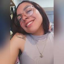 Ariadna Meza's Instagram, Twitter & Facebook