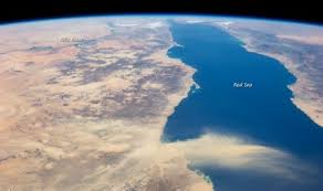 Kehidupan bawah laut tropis merupakan kajian yang menarik dan terus berkembang. Bukti Ilmiah Di Balik Tenggelamnya Firaun Di Laut Merah Republika Online