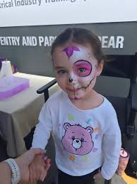 📣🌮 **Exciting News! Introducing 'Malena's in Your Kitchen'! 🌮📣 We're  thrilled to announce our new series, 'Malena's in Your Kitchen'! And our  first dish was 'Chilaquiles Rojos' and we cooked it at