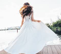Maybe you would like to learn more about one of these? Brautkleid In Hamburg Finden Tipps Fur Das Hochzeitskleid