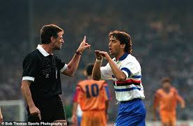 Stretti dentro la morsa di vialli&mancini: Wembley Hurts Roberto Mancini And Gianluca Vialli In 92 Final Drive Italy To Conquer Spain Spanje