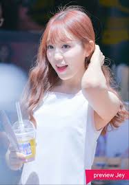 170610 Meet Fans Outside Mbc Rachel Kpop Girls Korean Celebrities Girl