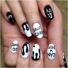 Black And White Drip Nails Drip Nails Black And White Nails Shellac Nail Design Words On Nails Thiết Kế Mong