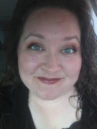 Wedding makeup for eye popping look