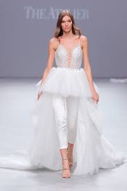Le spose più iconiche da grace kelly ad angelina jolie passando per audrey hepburn e kate moss: The Atelier Couture 2020 La Collezione Sposa By Jimmy Choo Cira Lombardo Wedding Planner Event Creator