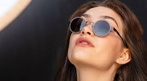 Newsroom, Autore presso https://www.marcolin.com/