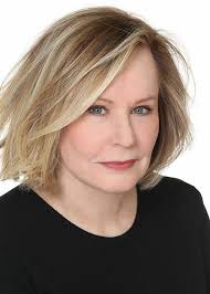 Handbag Designer Interview: Helen Barr