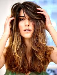 Voir plus d'idées sur le thème cheveux, cheveux bruns, coupe de cheveux. Les Tendances Coupes De Cheveux Du Printemps Ete 2021 Femme Actuelle