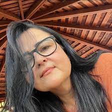 What personal items are allowed in AIT at Fort Eisenhower?