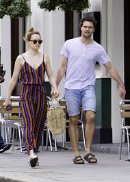 10 other movies & tv shows starring the cast. Who Plays David In Behind Her Eyes Tom Bateman S Age Girlfriend And Previous Roles Heart