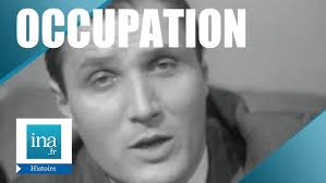 Le 6 janvier 1944, Suzanne Humbert, l'épouse de Jean Decoux, meurt dans un  accident de voiture...