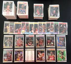 Total cards in box = 468. 1988 1991 Fleer Basketball Lot Of 700 Assorted