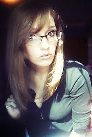 Amanda Yohn's Instagram, Twitter & Facebook