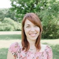 Ashley Behling's Instagram, Twitter & Facebook