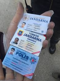 Türkiye cumhuriyeti kanunlarını, hükümetin karar ve kararnamelerini, tüzük ve yönetmeliklerini Cumhurbaskanligi Adiyla Gazete Cikarttigi Yalanini Yayan Sahis Yakalandi Son Dakika Haberleri