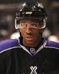 Wayne Simmonds has officially signed his one-day contract to retire as a  Flyer. 🚂 Enjoy tonight's festivities, Simmer!