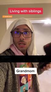 King Zippy Makes Savannah