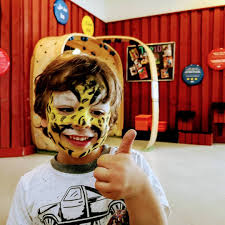 Finally Tall Enough To Play At Smaland Ikea Jordan Facepainting Inclusive In 2020 Smaland Carnival Face Paint Halloween Face Makeup