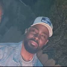 Marie Zawatski's Instagram, Twitter & Facebook