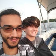 How do yall make vines