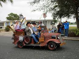 We love the fort wilderness halloween golf cart parades! Despite Gray Weather The 2017 Golf Cart Parade Was Another Hit The Observer News South Shore Riverview Sun City Center