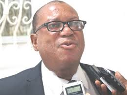 Réformes politiques : Les partis politiques parlementaires se retrouveront  jeudi prochain « pour définir clairement le cadre de discussions » (Patrick  Lawson)