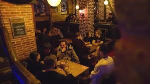 Die jubiläumswallfahrt zur basilika nach gößweinstein war aufgrund der pandemie nicht. Fruhschoppen Mit Giecher Back Leberkas In Der Fassla Stub N Bamberg Fassla Stubn Kult Kneipe Bar Bamberg June 12 2021