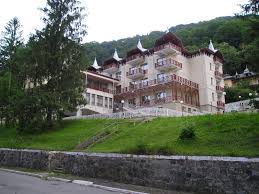 Free private parking is available and the resort also features bike hire for. Hotel Euro Vacanta Din Slanic Moldova Romania0 Oferte Disponibile