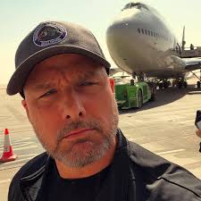 Love somebody today. ❤️🙏