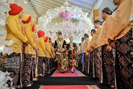 Rias pengantin sunda daerah khusus ibukota jakarta. Javanese Wedding Dress Explore Tumblr Posts And Blogs Tumgir