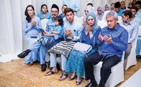 Genealogy for umi kalsom (b. Hati Tertambat Kala Terpandang