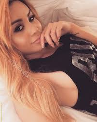 Madeline Lane's Instagram, Twitter & Facebook