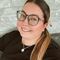 Seaside Friends (Bay Harbor Beach #1) by Nellie Brooks