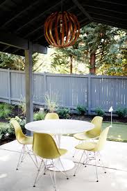 At gallery furniture, mcingvale is having none of that. Sleekness In Seattle Modern Garden Midcentury House Gardenista House Paint Exterior House Design Modern Garden