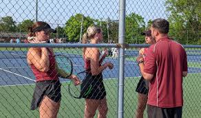 Tigers fall, Renihan advances