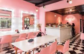 Top 10 Neon Light Cafes To Be Visited In Johor Bahru Sgmytrips In 2020 Pink Cafe Cafe Interior Design Cafe Decor