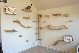 Catwalk Wandmobel Fur Katzen Von Vimbesk Katzenblog De Interessantes Fur Katzenfreunde Katzenbett Katzen Kletterwand Katzenhaus
