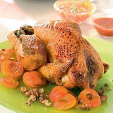 Pintade Rotie Aux Abricots Et Noisettes Recette Roti Alimentation Recettes De Volailles