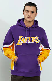 We use high quality genuine cowhide leather and virgin wool. Mitchell Ness Los Angeles Lakers Hoodie Pacsun