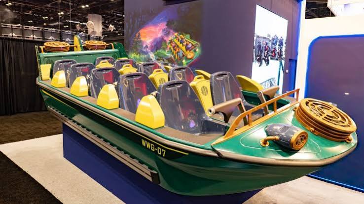 Dollywood and Mack Rides unveil NightFlight Expedition ride vehicle during IAAPA Expo – Amusement Today