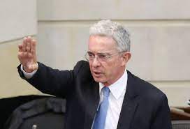 Noticias de álvaro uribe vélez, fotos y videos. Alvaro Uribe Corte Suprema Ordena Detencion Domiciliaria Rcn Radio